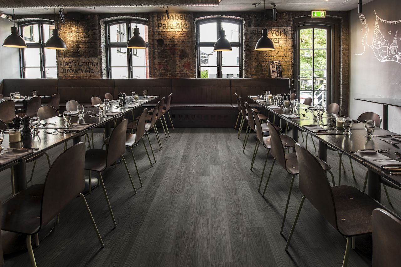 Kährs Flooring - Commercial Restaurant